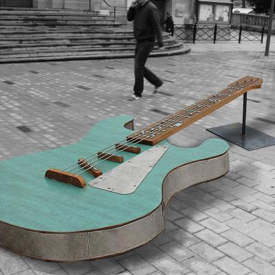 Guitare géante, matériaux composites